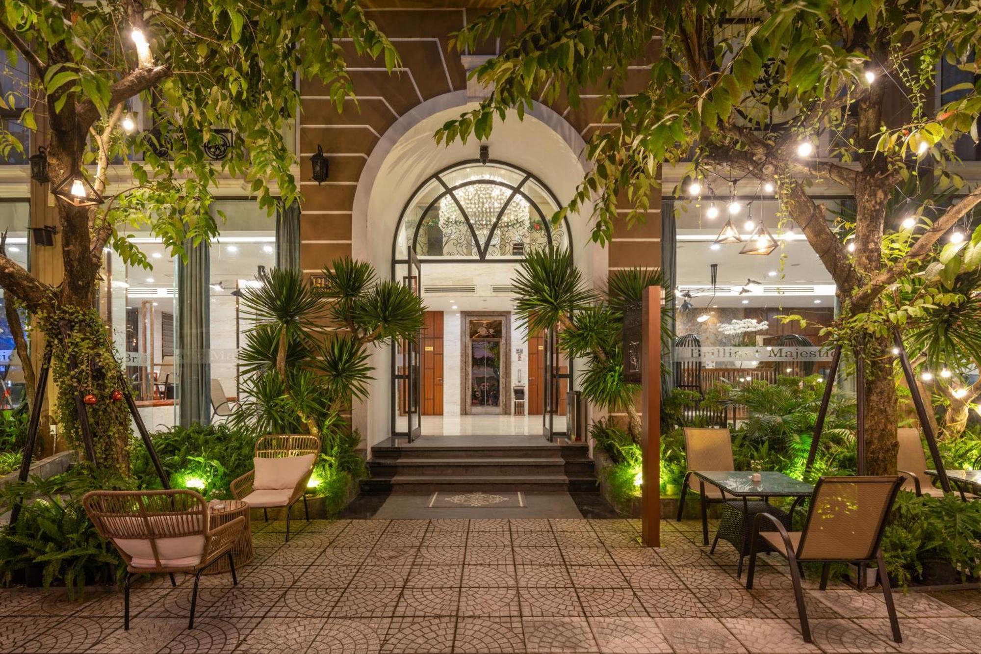 Brilliant Majestic Hotel ダナン市 エクステリア 写真
